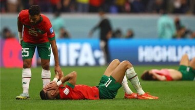 لاعب مغربي سابق يستبعد تتويج بلاده بكأس أمم إفريقيا 2023